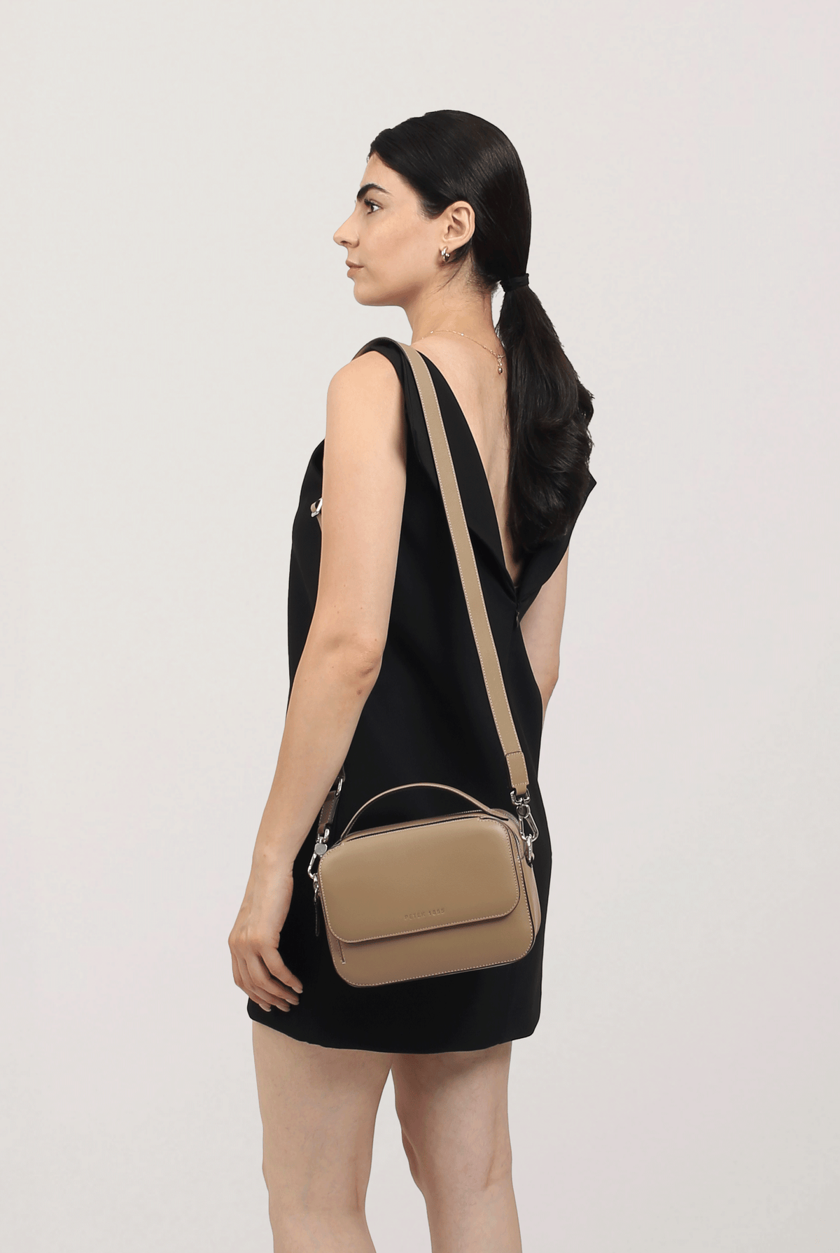 TRAVERSE CROSSBODY BAG IN SOFT GRAINED LEATHER