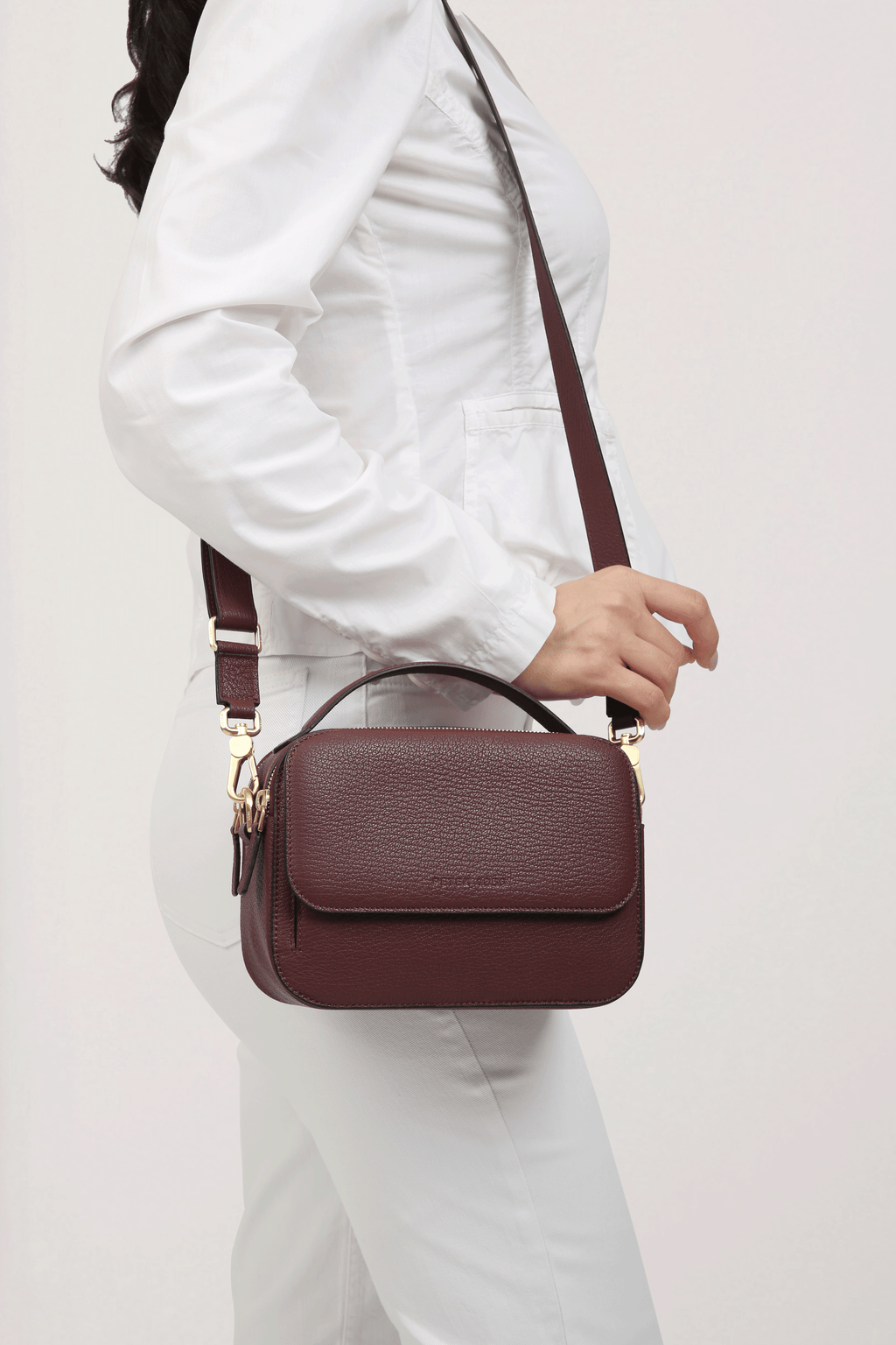 TRAVERSE CROSSBODY BAG IN SUPPLE GOATSKIN