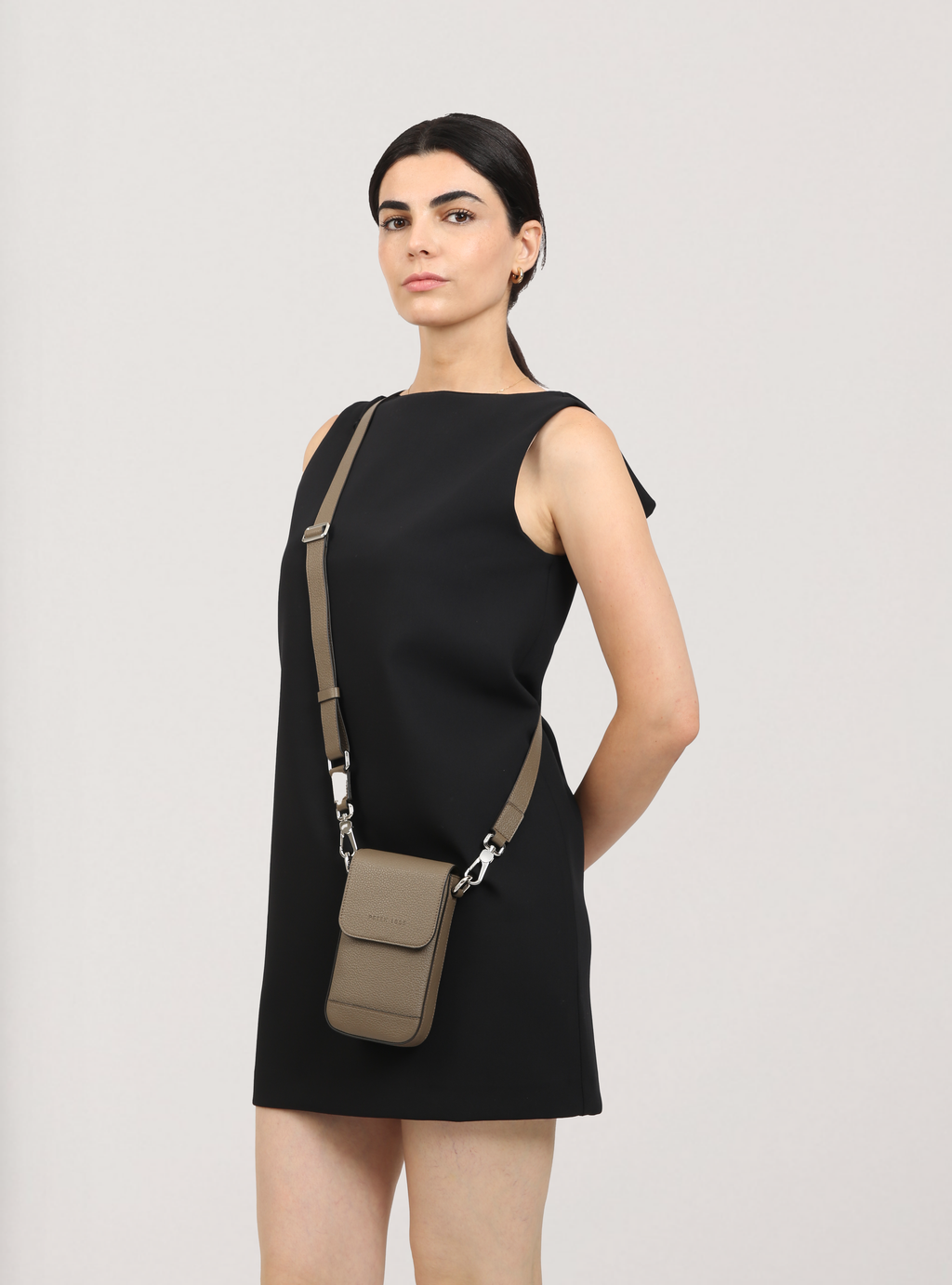 NORD PHONE BAG IN SOFT GRAINED LEATHER